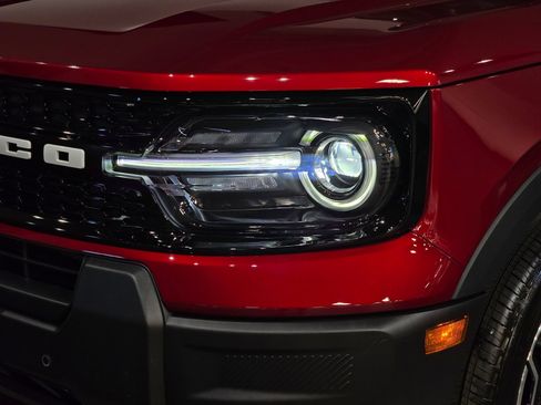 New 2025 Ford Bronco Sport Outer Banks w/ Outer Banks Tech Package+ AWD/4WD image 11