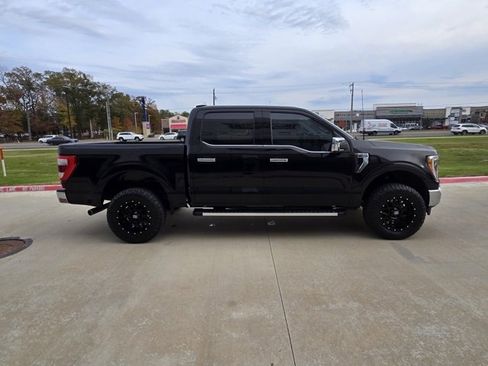 Used 2023 Ford F150 Lariat w/ Trailer Tow Package image 6