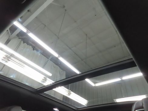 Used 2023 Cadillac Escalade ESV Sport image 40