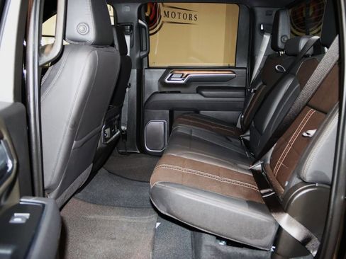 Used 2025 Chevrolet Silverado 2500 High Country w/ Technology Package image 60