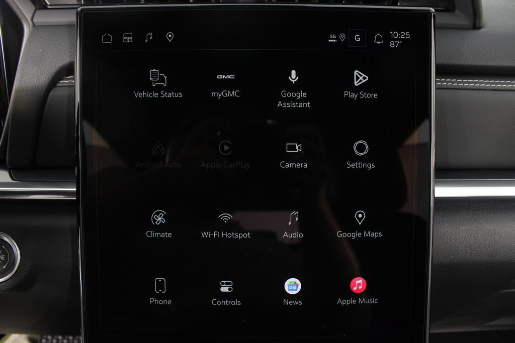 New 2027 GMC Terrain Elevation w/ Elevation Premium Package FWD image 4