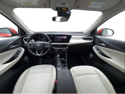 Used 2024 Buick Encore GX Preferred w/ Comfort Package FWD image 37