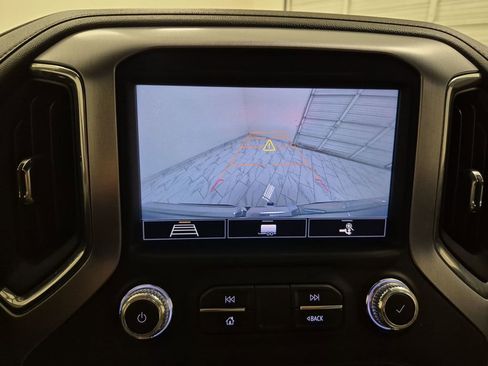 Used 2020 GMC Sierra 1500 SLT image 15