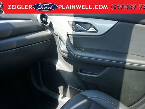 Used 2023 Chevrolet Blazer LT AWD/4WD image 33