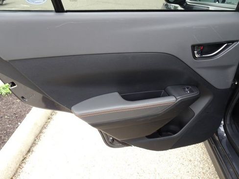 Used 2024 Subaru Crosstrek 2.5i Limited w/ Crosstrek Mirror Package AWD/4WD image 16