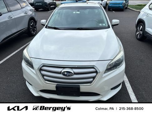 Used 2015 Subaru Legacy 2.5i Premium w/ Moonroof Package AWD/4WD image 3
