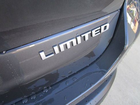 New 2025 Jeep Grand Cherokee L Limited w/ Luxury Tech Group II image 11