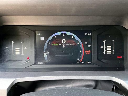 Used 2024 Toyota Tacoma SR5 image 12