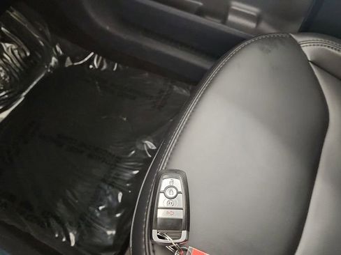 Used 2024 Ford Maverick Lariat w/ Black Appearance Package image 12