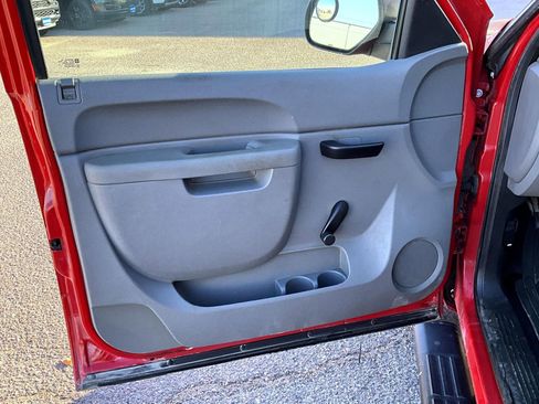 Used 2013 Chevrolet Silverado 1500 W/T image 11