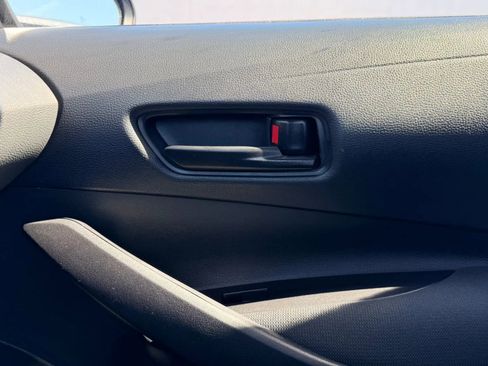 Used 2025 Toyota Corolla LE image 25