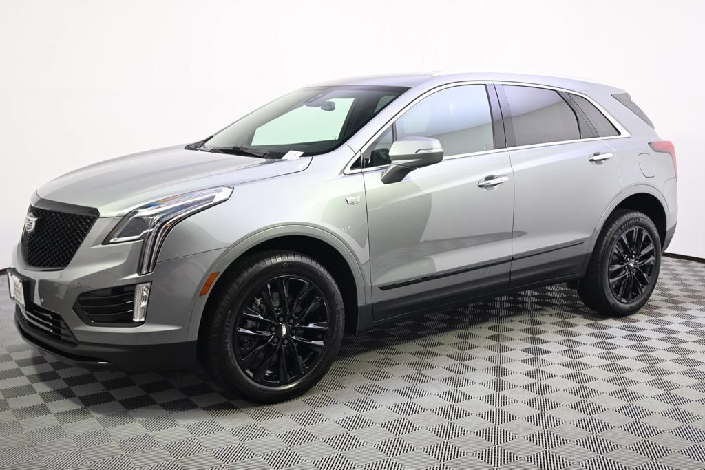New 2026 Cadillac XT5 Luxury w/ LPO, ONYX Package AWD/4WD image 2
