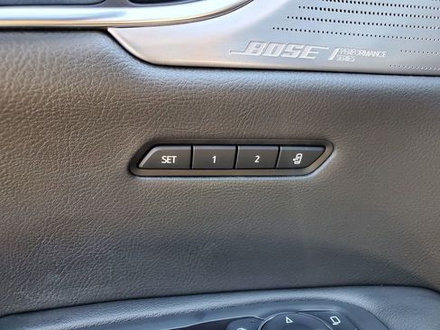 Used 2022 Cadillac XT6 Sport w/ Technology Package image 20
