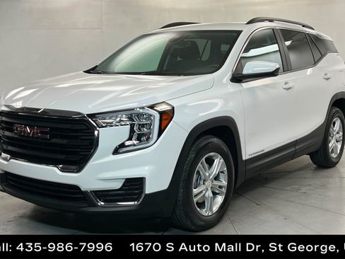 Used 2023 GMC Terrain SLE w/ Driver Convenience Package FWD image 1