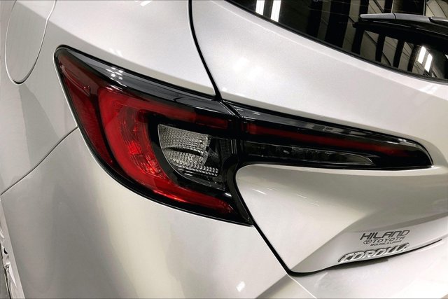 Used 2025 Toyota Corolla SE FWD image 29