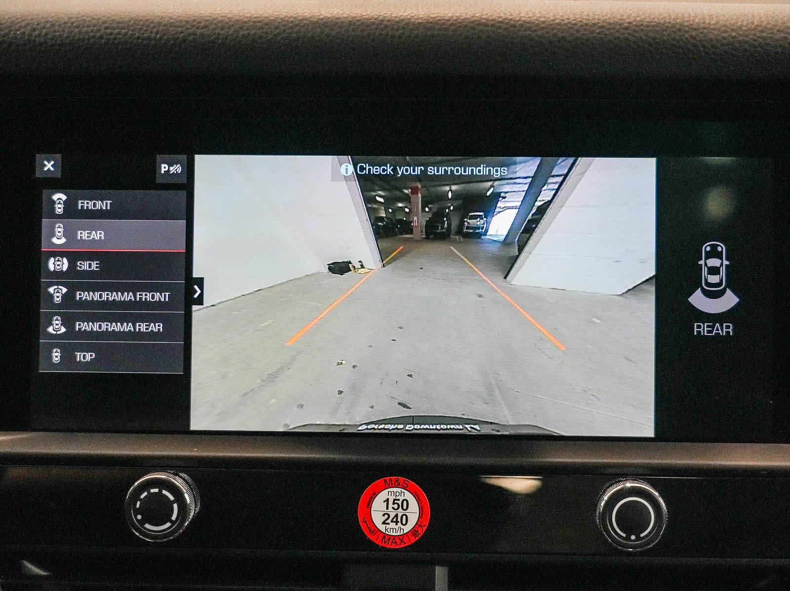 Certified 2026 Porsche Macan AWD/4WD image 25