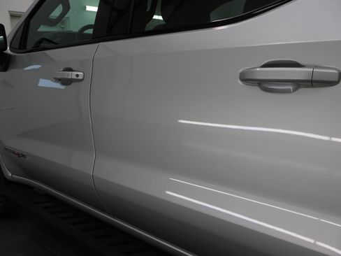 Used 2022 GMC Sierra 1500 AT4X image 39