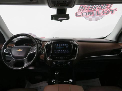 Used 2018 Chevrolet Traverse High Country image 11
