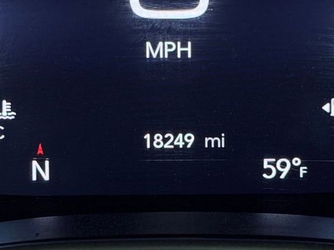 Used 2025 Chrysler Pacifica Select FWD image 31