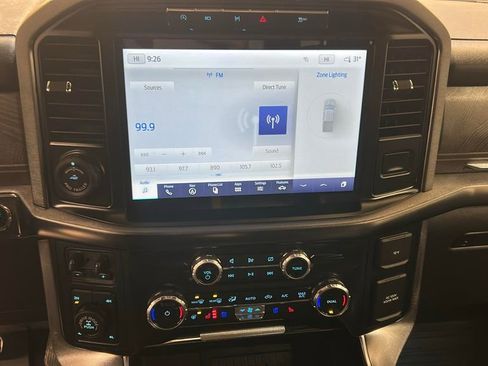 Used 2023 Ford F150 Platinum image 10