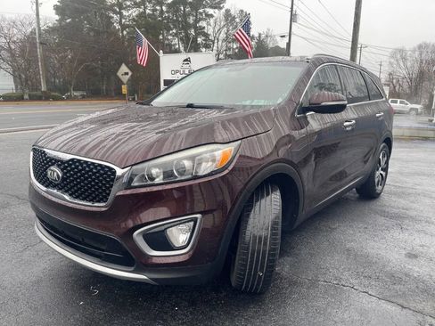 Used 2016 Kia Sorento EX image 3