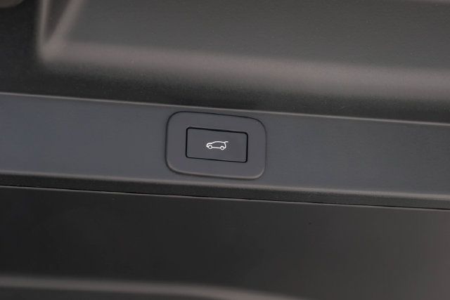 New 2026 Land Rover Range Rover SE AWD/4WD image 70