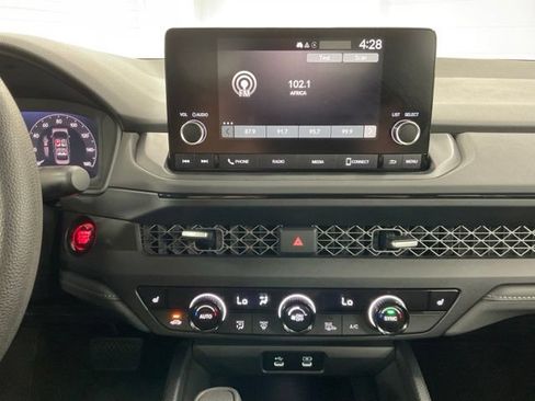 Used 2024 Honda Accord EX image 23