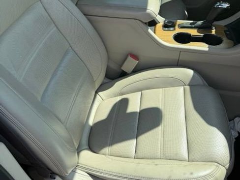 Used 2017 GMC Acadia Denali w/ Technology Package FWD image 17