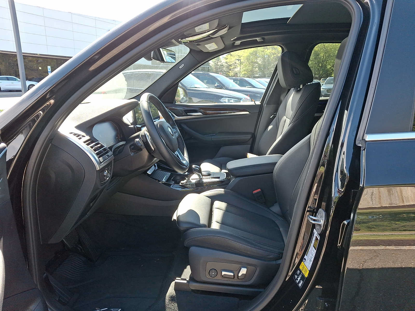 Used 2023 BMW X3 xDrive30i w/ Convenience Package w/ZPA AWD/4WD image 14