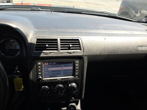 Used 2009 Dodge Challenger SRT8 w/ SRT Option Group II RWD image 7