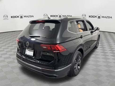Used 2024 Volkswagen Tiguan SE image 7