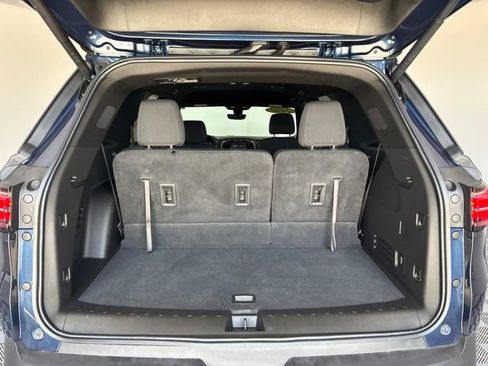 Used 2022 Chevrolet Traverse LT AWD/4WD image 29