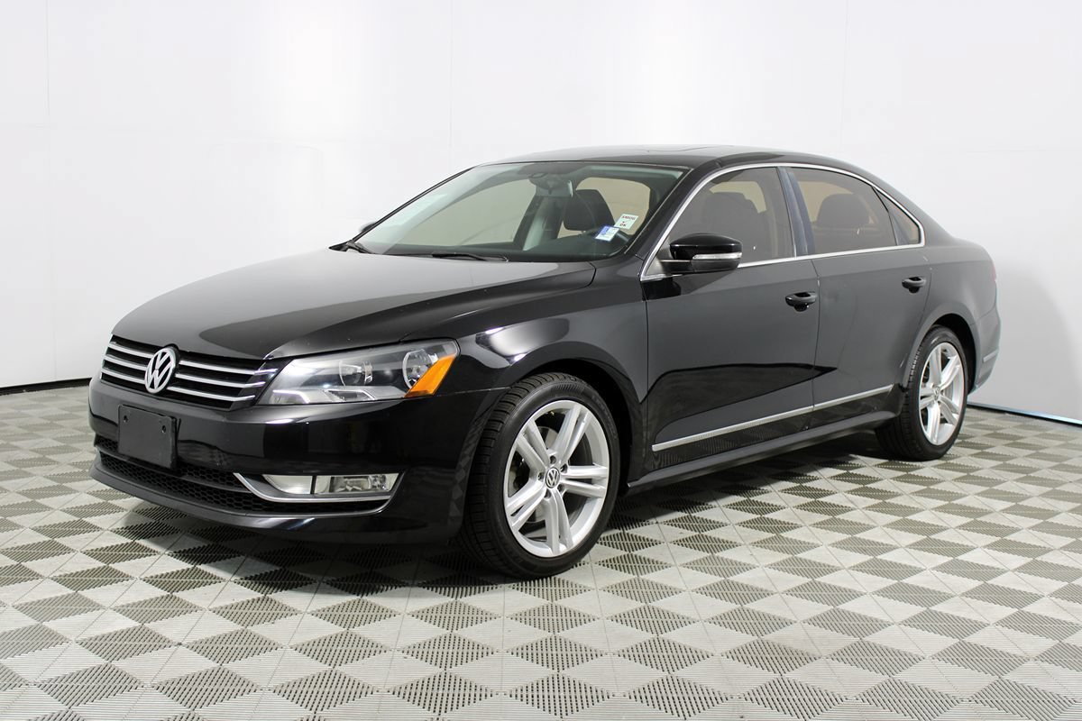 Used 2015 Volkswagen Passat 1.8T SE FWD image 25