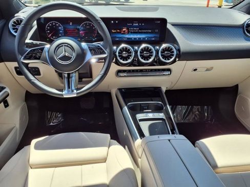 Used 2025 Mercedes-Benz GLA 250 image 6