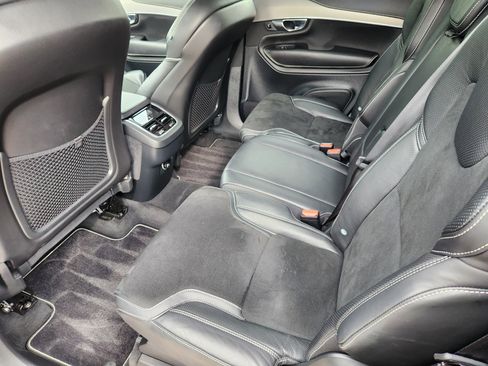 Used 2019 Volvo XC90 T5 R-Design AWD/4WD image 28