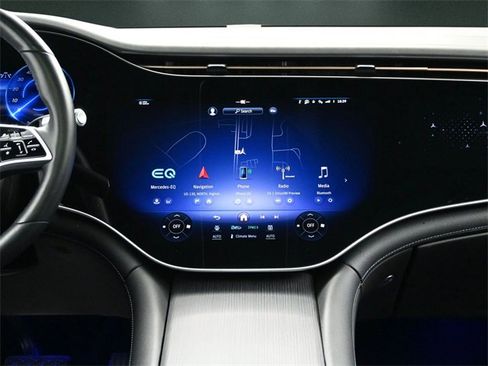 Used 2023 Mercedes-Benz EQS 580 4MATIC SUV image 26