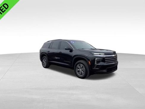 Certified 2024 Chevrolet Traverse LT w/ Trailering Package image 3