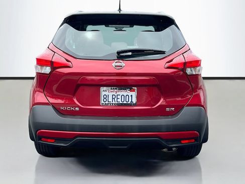 Used 2019 Nissan Kicks SR FWD image 6