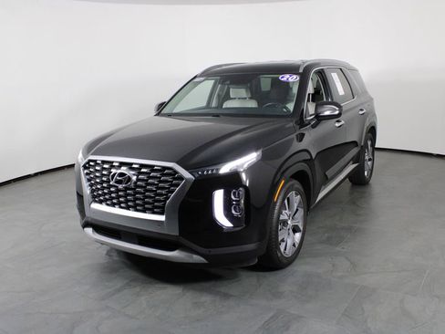 Used 2020 Hyundai Palisade SEL image 2