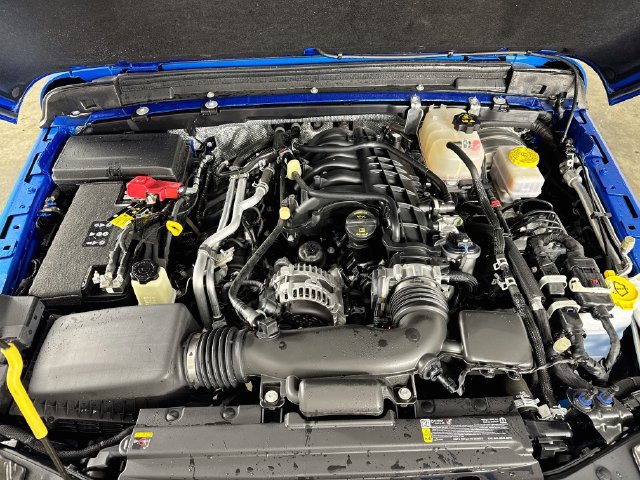 Used 2025 Jeep Wrangler Sport AWD/4WD image 34