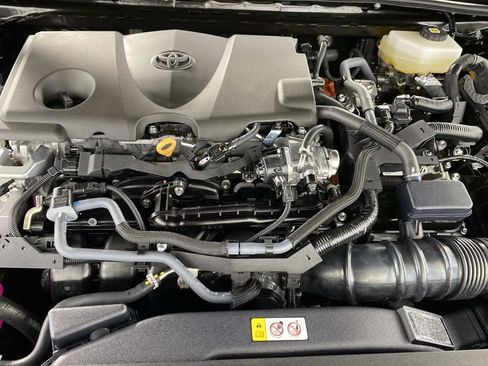 Used 2026 Toyota Camry LE FWD image 28