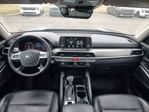 Certified 2021 Kia Telluride S image 24