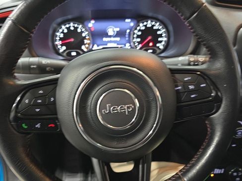 Used 2022 Jeep Renegade Trailhawk w/ Sun/Sound Group image 11