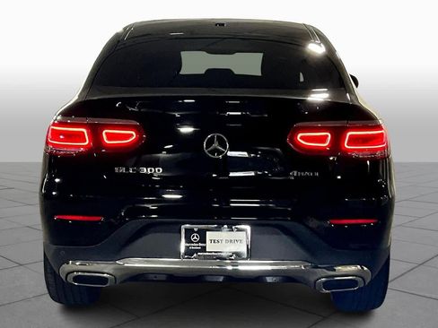 Used 2021 Mercedes-Benz GLC 300 4MATIC Coupe image 5