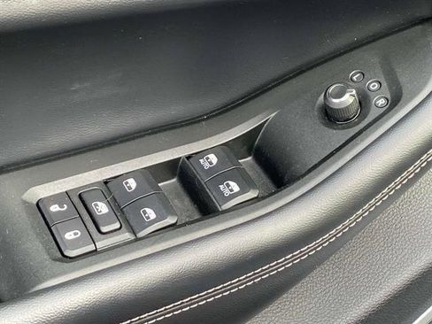 Certified 2021 Jeep Grand Cherokee L Laredo image 29