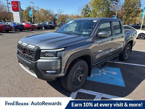 New 2026 Nissan Frontier PRO-4X w/ Pro-4x Convenience Package image 3