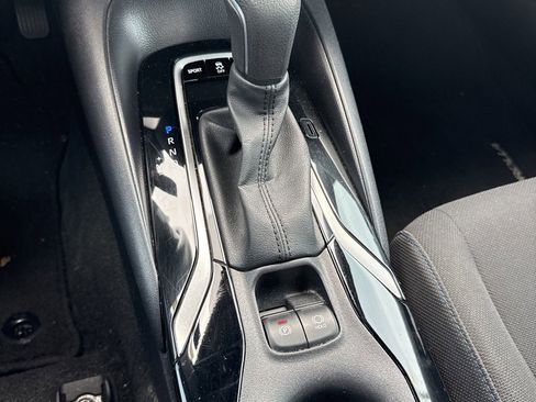 Used 2022 Toyota Corolla SE FWD image 19