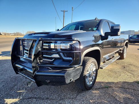 Used 2024 Chevrolet Silverado 3500 High Country w/ Technology Package image 1