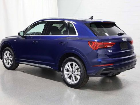 Certified 2025 Audi Q3 2.0T Premium w/ Convenience Package image 3