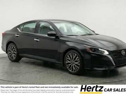 Used 2025 Nissan Altima 2.5 SV